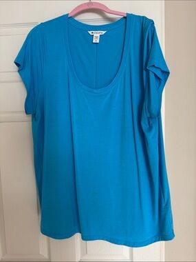 Athleta Short-Sleeve Scoop Neck Tee in Bright Blue